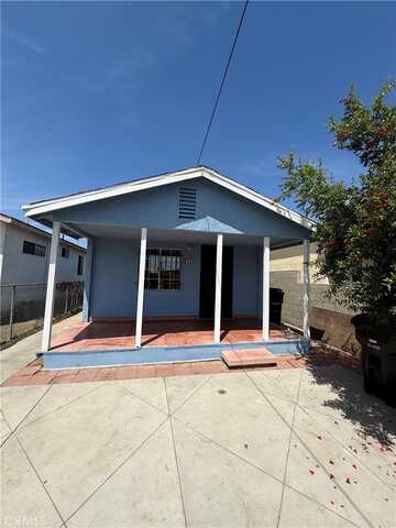 8711 Beach Street, Los Angeles, CA 90002