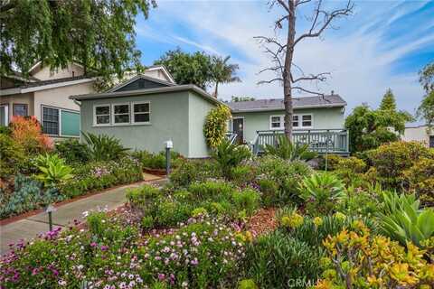 137 Hillcrest Drive, Fullerton, CA 92832