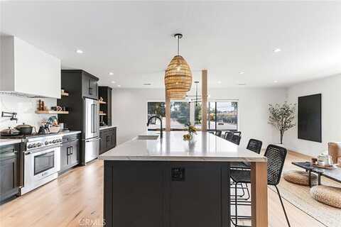 5681 East Colorado Street, Long Beach, CA 90814