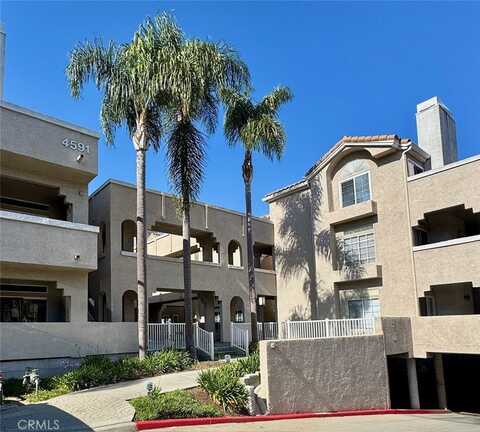 4591 Warner Avenue, Huntington Beach, CA 92649