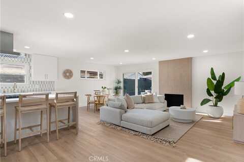 1825 W Carlton Place, Santa Ana, CA 92704