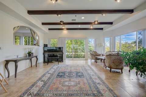 4330 Alhama Drive, Woodland Hills, CA 91364