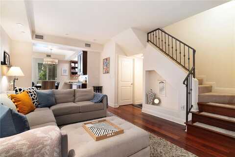 11323 Huston St, North Hollywood, CA 91601