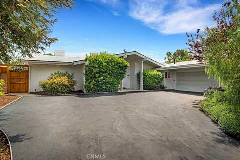 10208 Oak Park Avenue, Northridge, CA 91325
