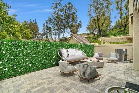 6054 E Morningview Drive, Anaheim Hills, CA 92807