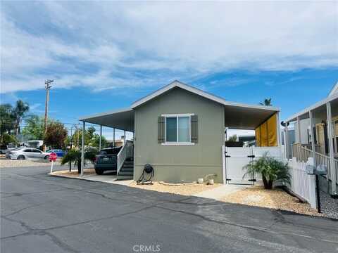 13060 2nd St, Yucaipa, CA 92399