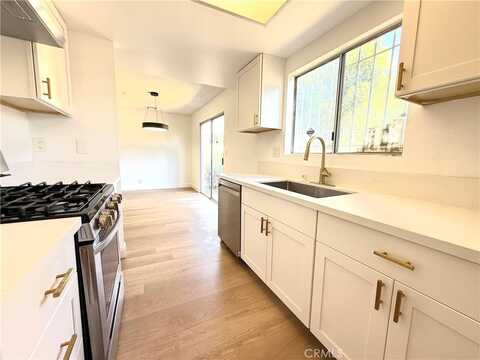 1573 S Reservoir Street, Pomona, CA 91766