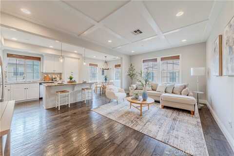 140 Full Moon, Irvine, CA 92618