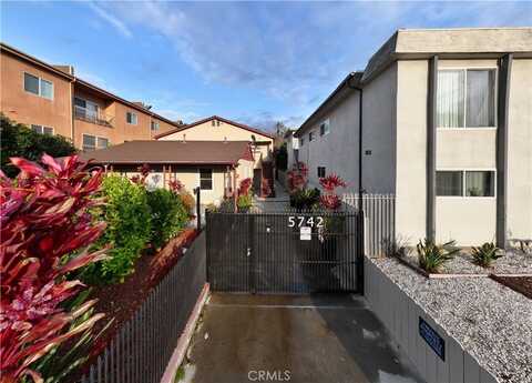 5742 Woodman Avenue, Valley Glen, CA 91401