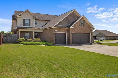 9 Weeping Willow Lane, Decatur, AL 35603