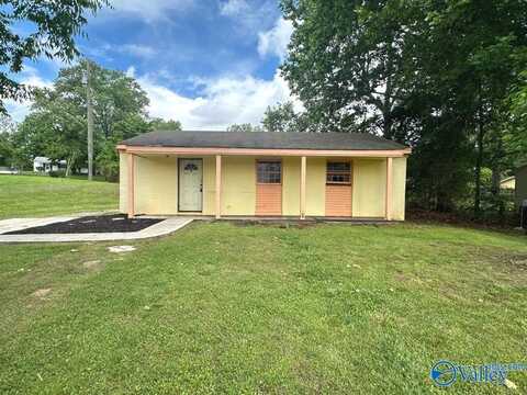 203 Victory Lane NE, Huntsville, AL 35811