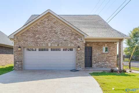 3714 Sabine Court SW, Decatur, AL 35603