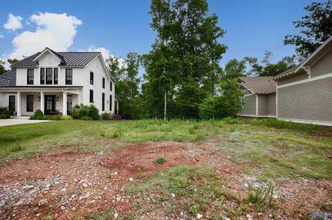 4 Admiral Street NW, Huntsville, AL 35806