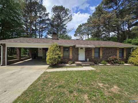 112 Jacque Jim Drive NE, Huntsville, AL 35810