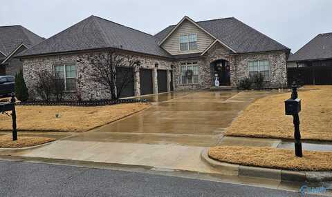 9a Shadow Creek Drive, Athens, AL 35613