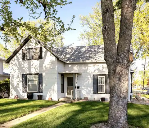 925 S 1st Street, Norfolk, NE 68701