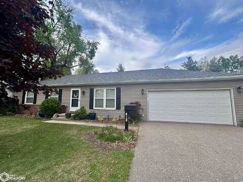 418 S 2Nd Street, Wapello, IA 52653
