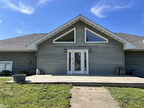 809 NE 7Th Street, Leon, IA 50144