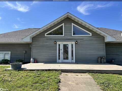 809 NE 7Th Street, Leon, IA 50144