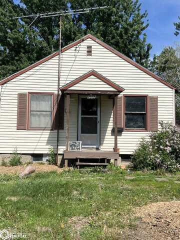 1312 South 1st, Oskaloosa, IA 52577