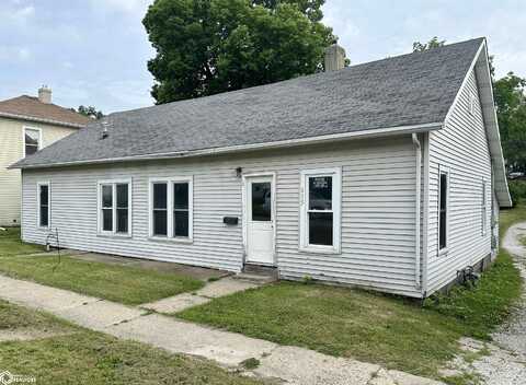 615 Armory Avenue, Chariton, IA 50049