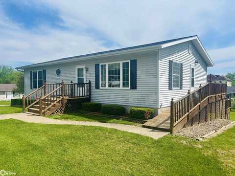 503 6Th Street, Bonaparte, IA 52620