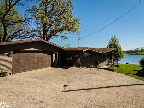 2142 Pine Bend Drive, Garwin, IA 50632