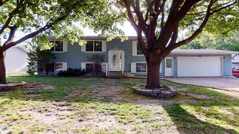 15 Circle Terrace, Manly, IA 50456
