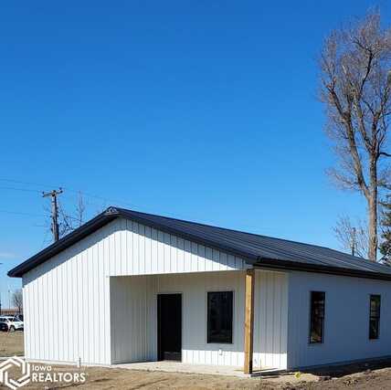 302 E Cleveland Drive, Zearing, IA 50278