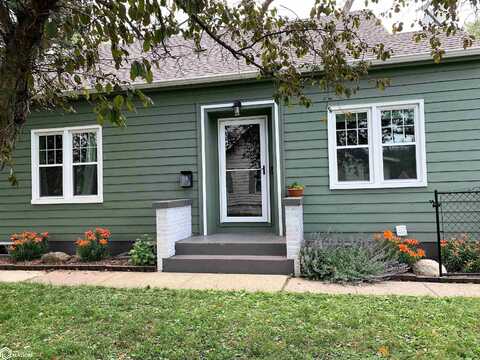 218 Sarah, Iowa Falls, IA 50126