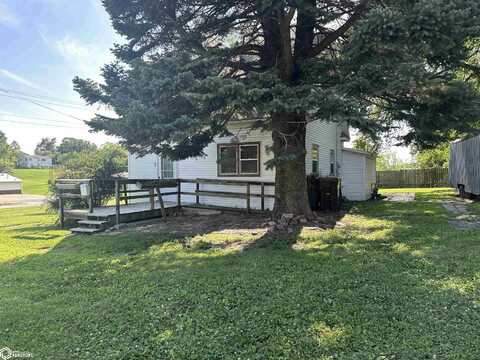 1701 Court Avenue, Chariton, IA 50049
