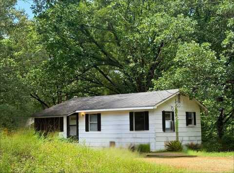 225 CR 108, Water Valley, MS 38965