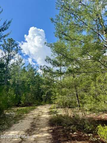 269 ALABAMA Drive, Hawthorne, FL 32640