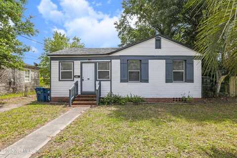 944 BUNKER HILL Boulevard, Jacksonville, FL 32208