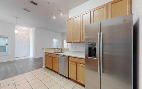 7060 DEER LODGE Circle, Jacksonville, FL 32256