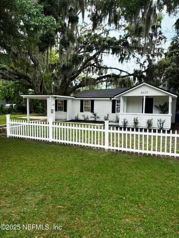 8652 4TH Avenue, Jacksonville, FL 32208