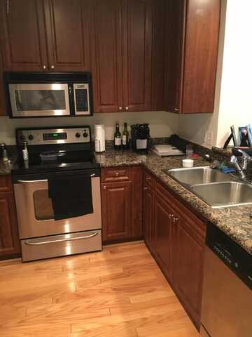 9745 TOUCHTON Road, Jacksonville, FL 32246