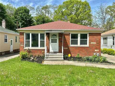 4366 Roadoan Road, Brooklyn, OH 44144