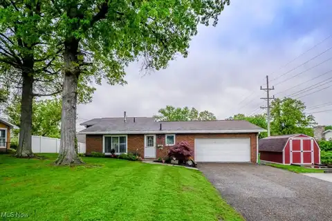 835 6th Street NE, North Canton, OH 44720
