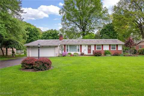 2406 Bevington Street NW, Canton, OH 44709