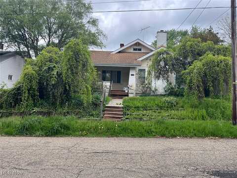 1007 16th Street NE, Canton, OH 44714