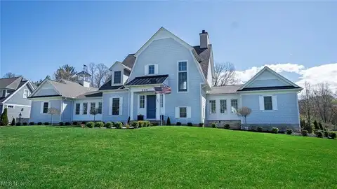 230 Bramley Court, Chagrin Falls, OH 44022