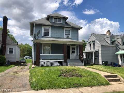 2117 Maple Avenue NE, Canton, OH 44714