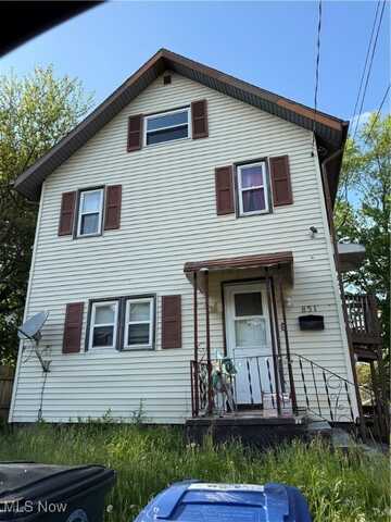 851 Forrest Drive, Akron, OH 44306