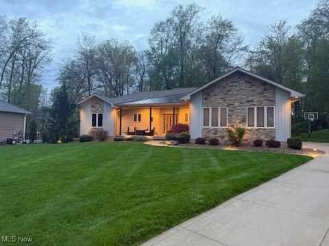 4340 Castlegate Boulevard, Uniontown, OH 44685