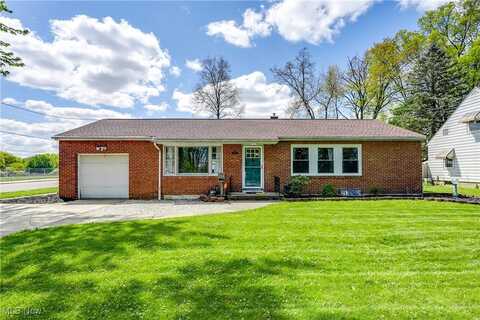 1560 Bond Street, Akron, OH 44313
