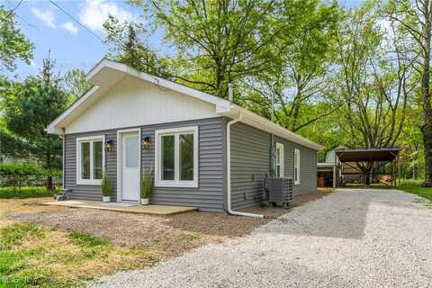 17469 Laurel Avenue, Lake Milton, OH 44429