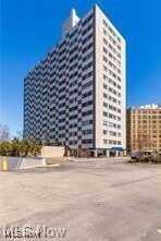 12520 Edgewater Drive, Lakewood, OH 44107