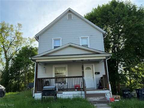 892 Raymond Street, Akron, OH 44307