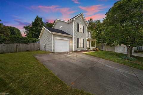 900 Biloxi Avenue, Kernersville, NC 27284